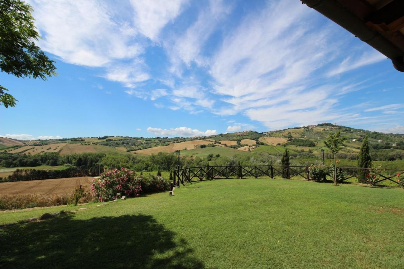 Agriturismo L'Arcadia Città Sant'Angelo Exterior foto